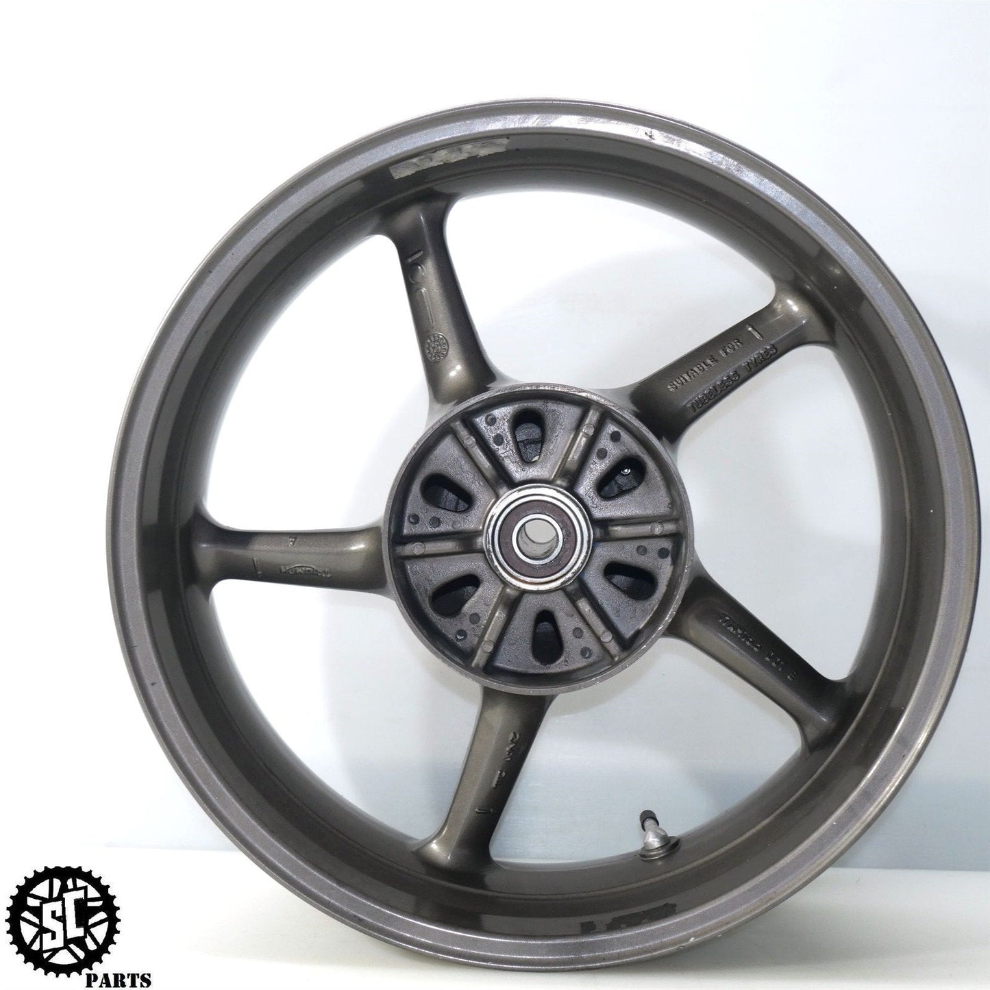 2006-2008 TRIUMPH DAYTONA 675 REAR WHEEL STRAIGHT T20