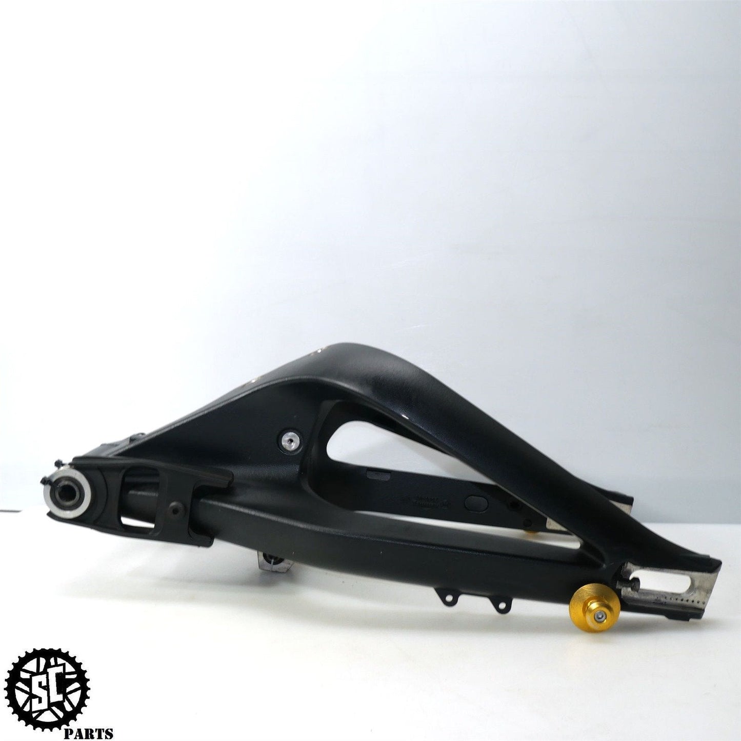 2006-2008 TRIUMPH DAYTONA 675 SWINGARM T20