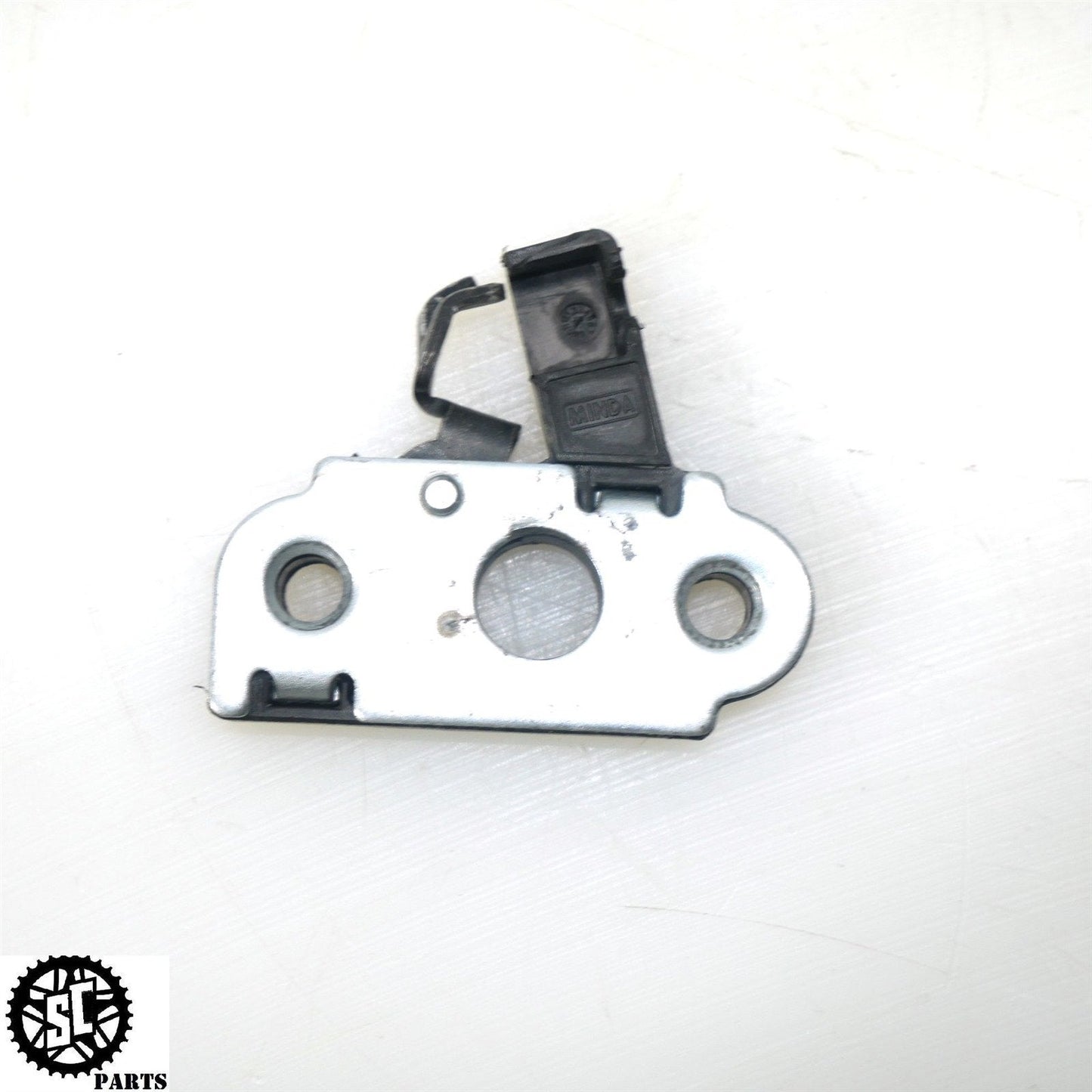 2020-2023 TRIUMPH TIGER 900 RALLY PRO SEAT LATCH T32