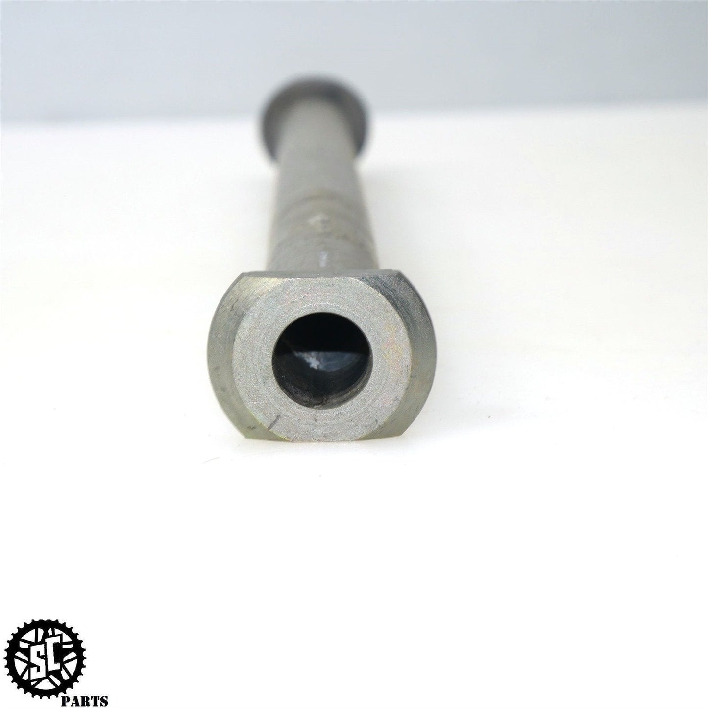 2020-2023 TRIUMPH TIGER 900 RALLY PRO REAR WHEEL AXLE BOLT T32