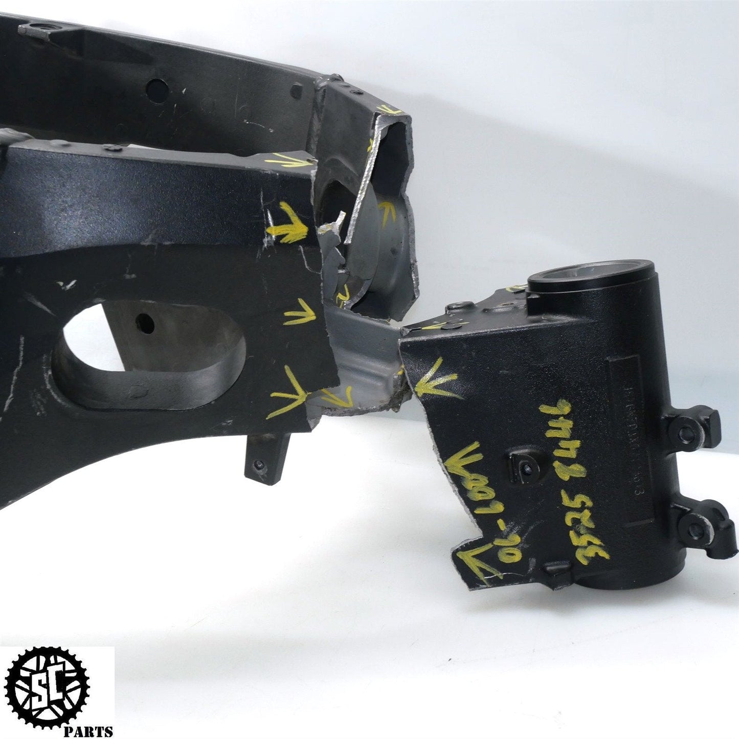 2006 2007 SUZUKI GSXR 600 MAIN FRAME CHASSIS *S* S51