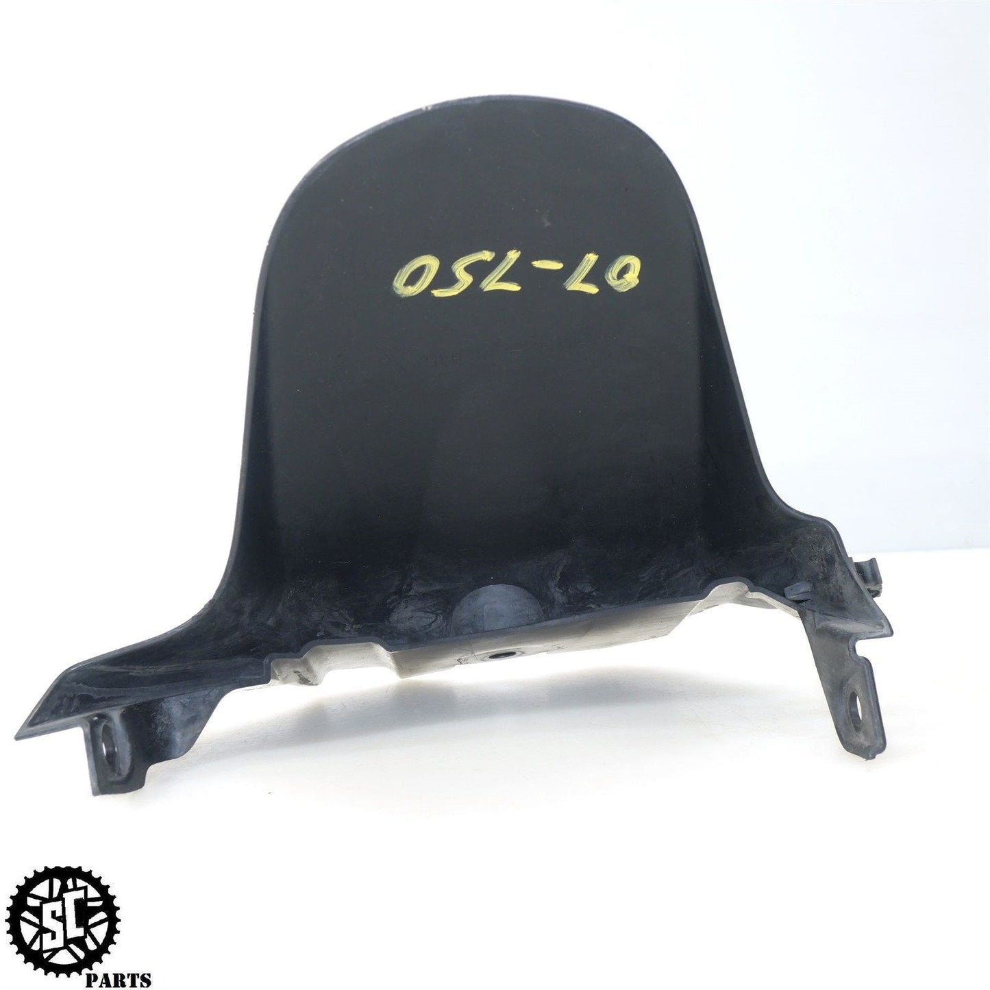 2006 2007 SUZUKI GSXR 600 750 REAR BACK FENDER TIRE HUGGER S26