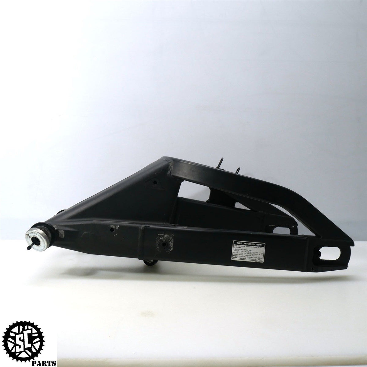 Yamaha R1 2003 Rear 2002 2003 YAMAHA YZF R1 REAR SWINGARM Y10 – SALVAGECYCLEPARTS