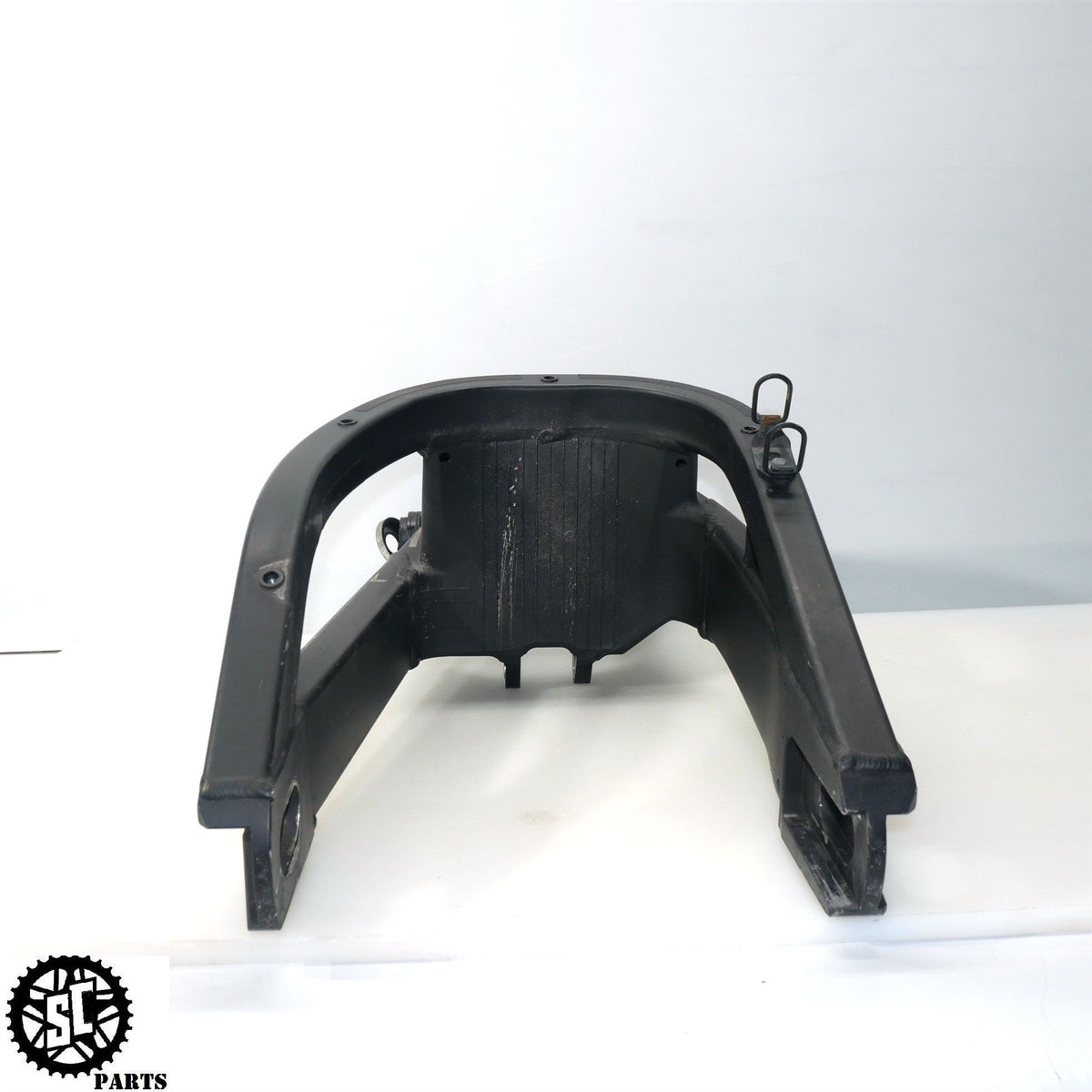 Yamaha R1 2003 Rear 2002 2003 YAMAHA YZF R1 REAR SWINGARM Y10 – SALVAGECYCLEPARTS