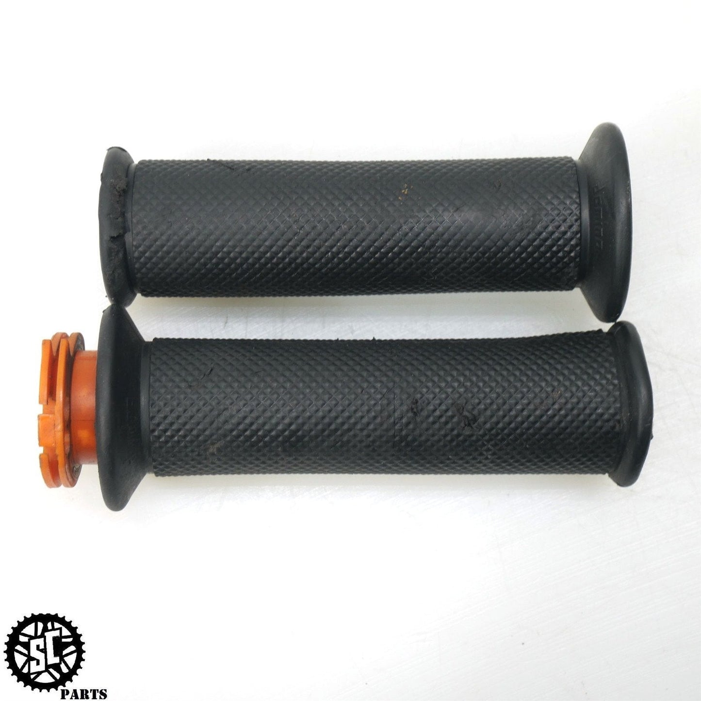 2011 KTM RC8 1190 THROTTLE TUBE HANDLEBAR GRIP KT02