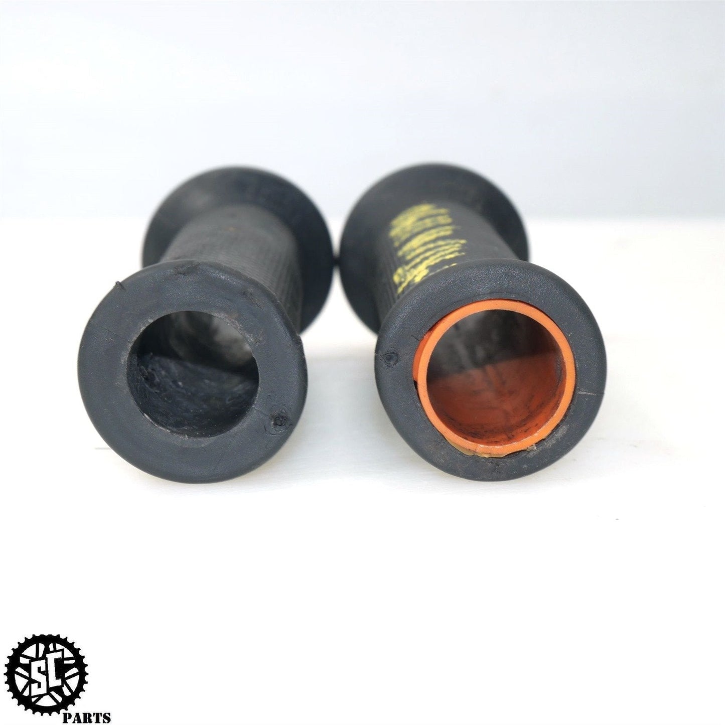 2011 KTM RC8 1190 THROTTLE TUBE HANDLEBAR GRIP KT02