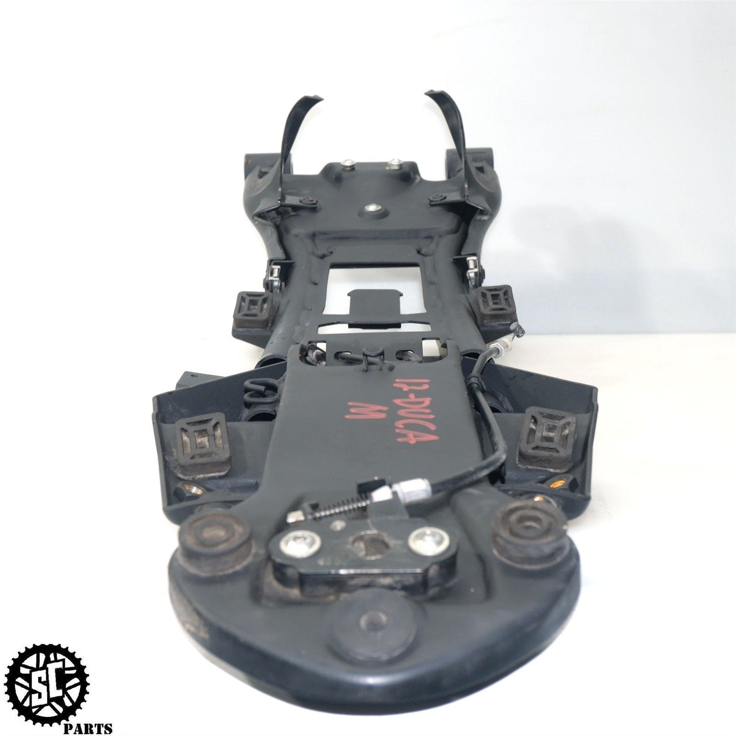 2014 DUCATI MONSTER 1200 REAR SUBFRAME BACK TAIL D14