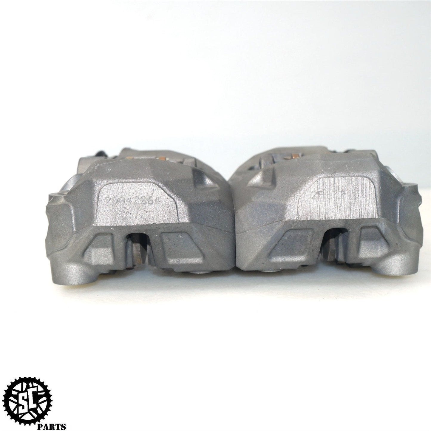 2022 INDIAN CHALLENGER FRONT BRAKE CALIPER BREMBO HD29