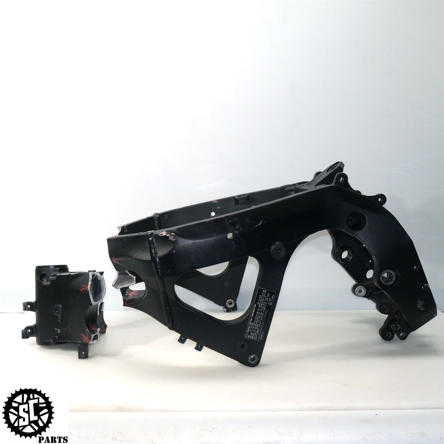 2006 2007 SUZUKI GSXR 600 750 MAIN FRAME CHASSIS *S* S59