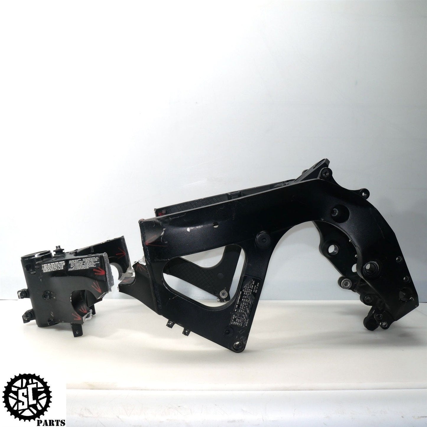 2006 2007 SUZUKI GSXR 750 MAIN FRAME CHASSIS *S* S16