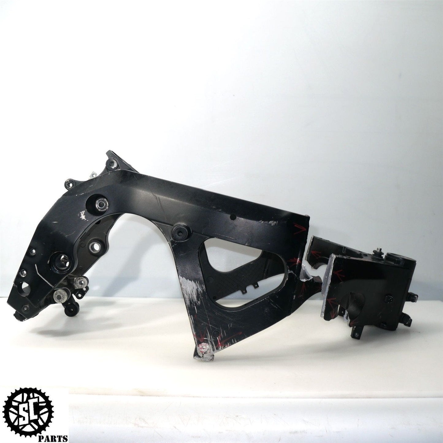 2006 2007 SUZUKI GSXR 750 MAIN FRAME CHASSIS *S* S16