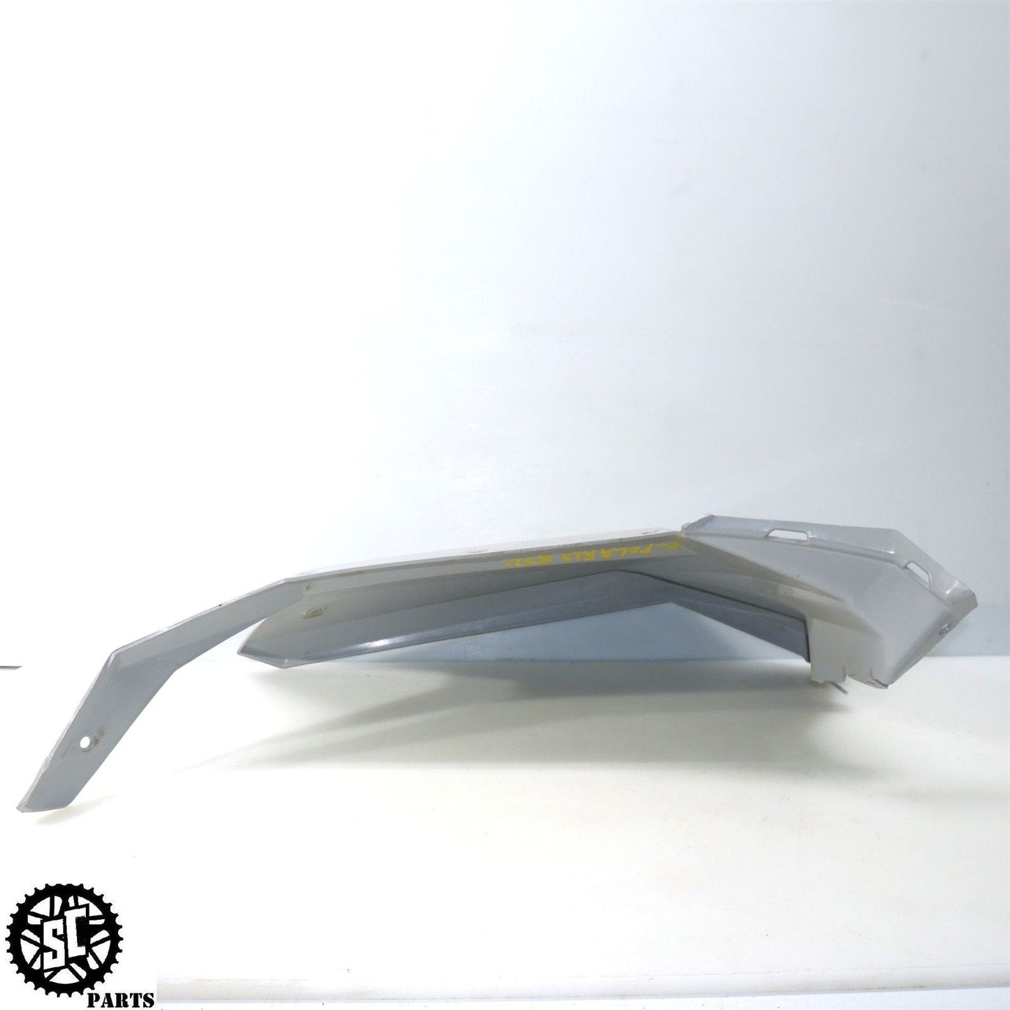 2019 POLARIS SCRAMBLER 850 LEFT FENDER PANEL FAIRING PLASTIC 5439726