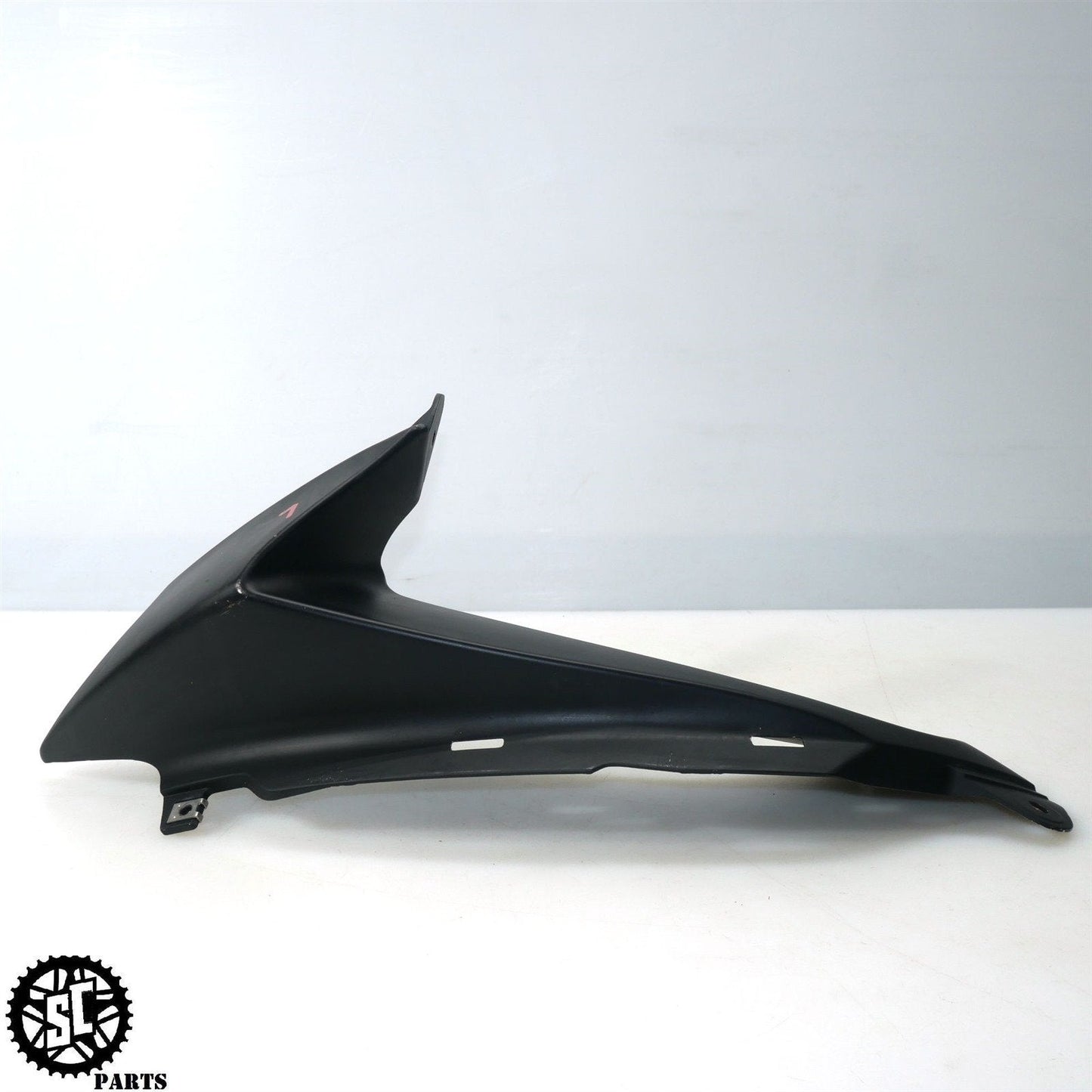 08 09 2008 SUZUKI GSXR600 LEFT AIR TUBE COVER FAIRING S68