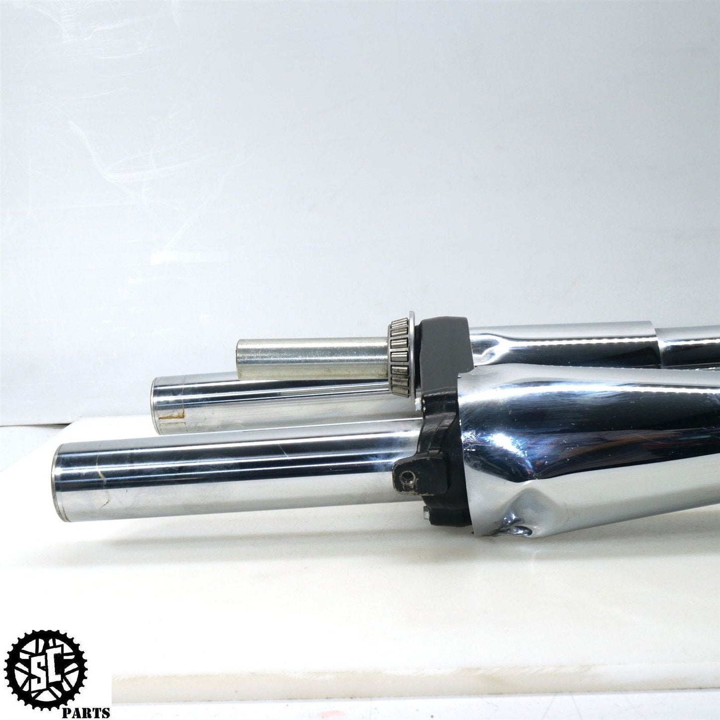 2014 HARLEY DAVIDSON ULTRA LIMITED FRONT FORK TUBE CHROME SLIDER CVO HD50