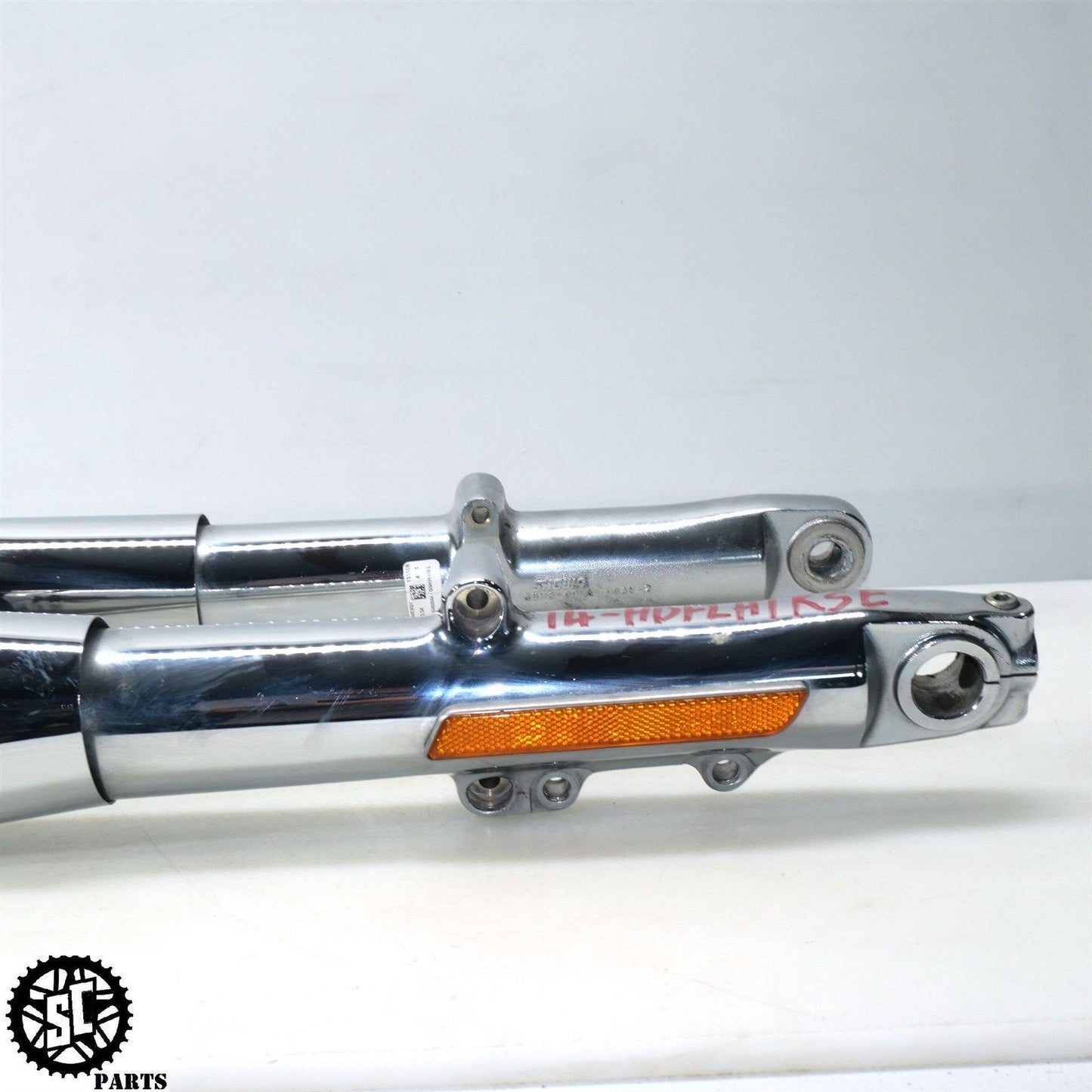 2014 HARLEY DAVIDSON ULTRA LIMITED FRONT FORK TUBE CHROME SLIDER CVO HD50