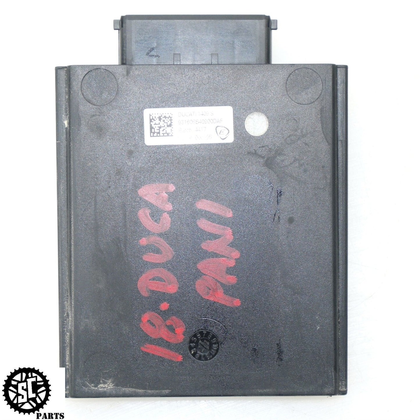 2018-2022 DUCATI PANIGALE V4S ECU COMPUTER CONTROLLER BBOX ECM 38510865B D33