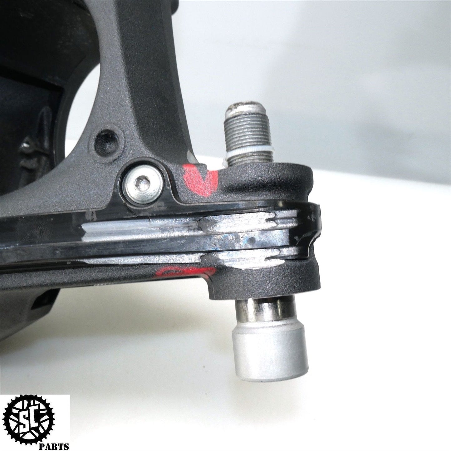 2018-2022 DUCATI PANIGALE V4S REAR SWINGARM HUB 37032192B D33