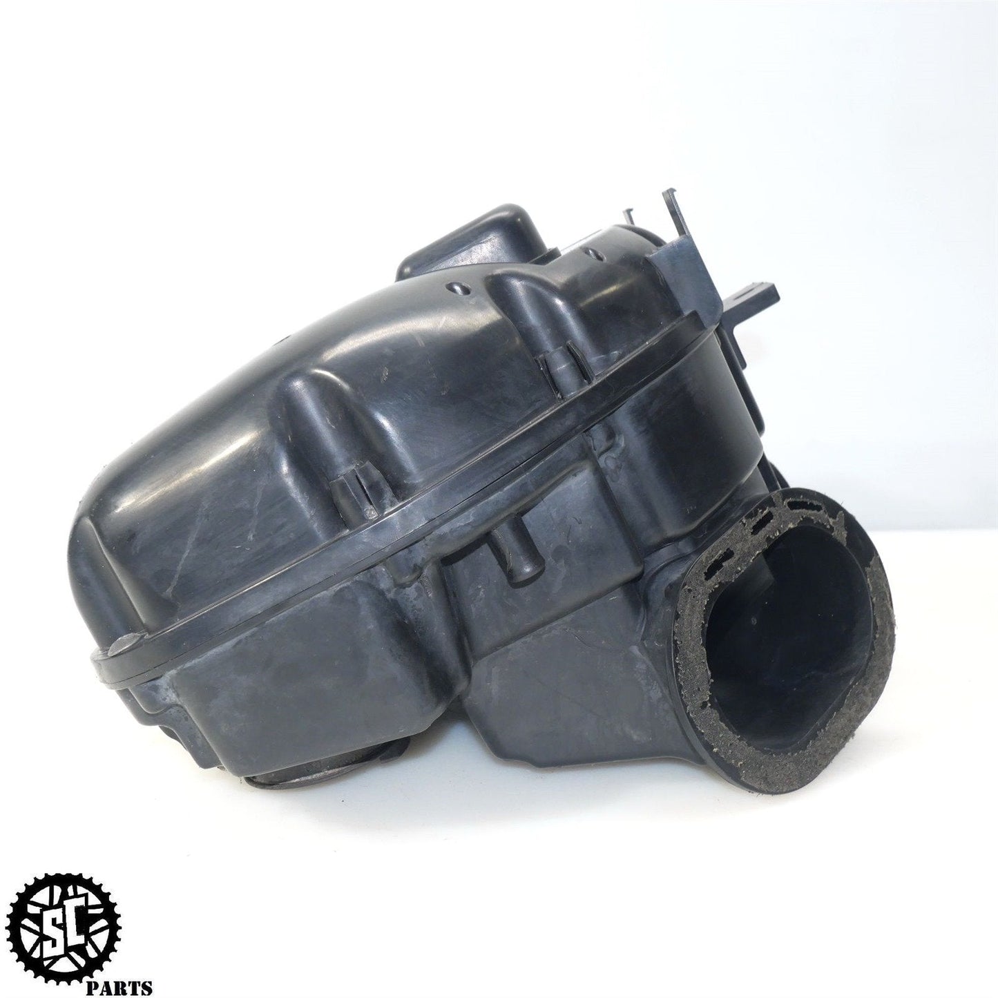 06 07 SUZUKI GSXR 600 AIR BOX FILTER HOUSING VELOCITY STACKS S70