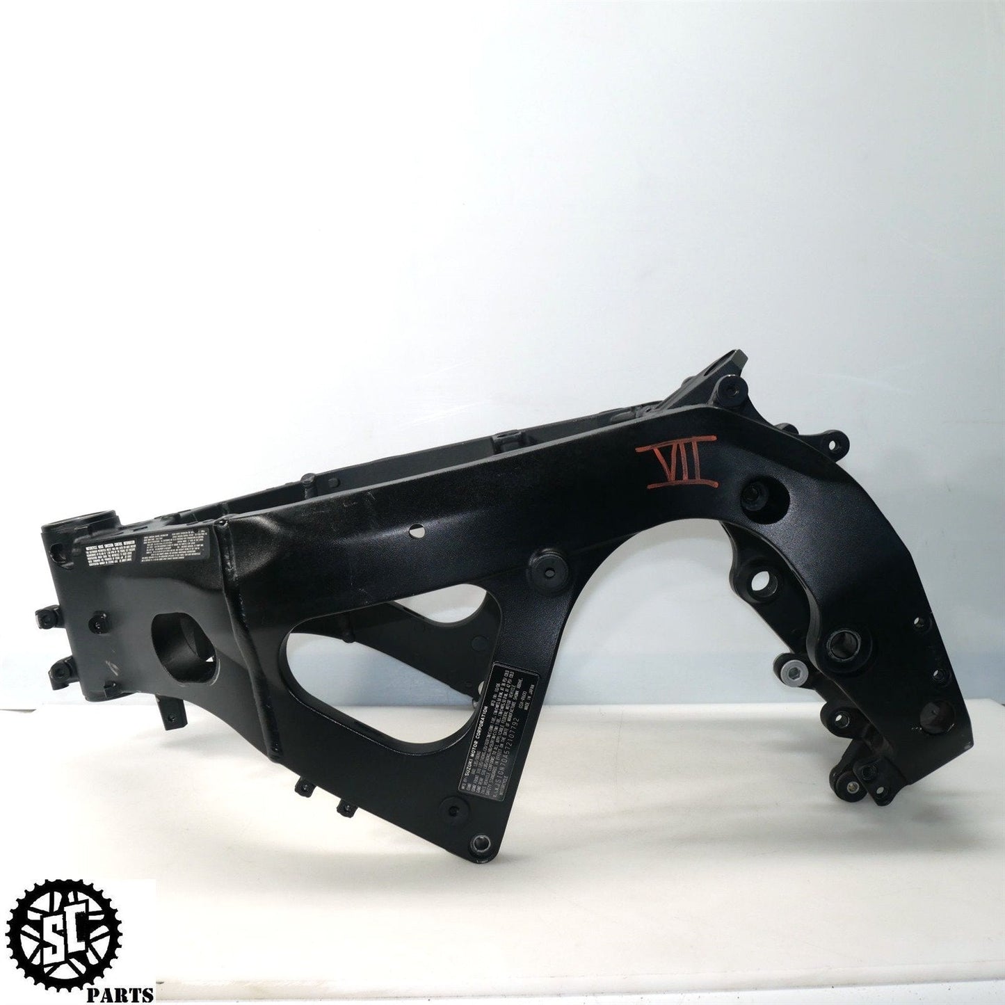 06 07 SUZUKI GSXR 600 MAIN FRAME CHASSIS *S* S70