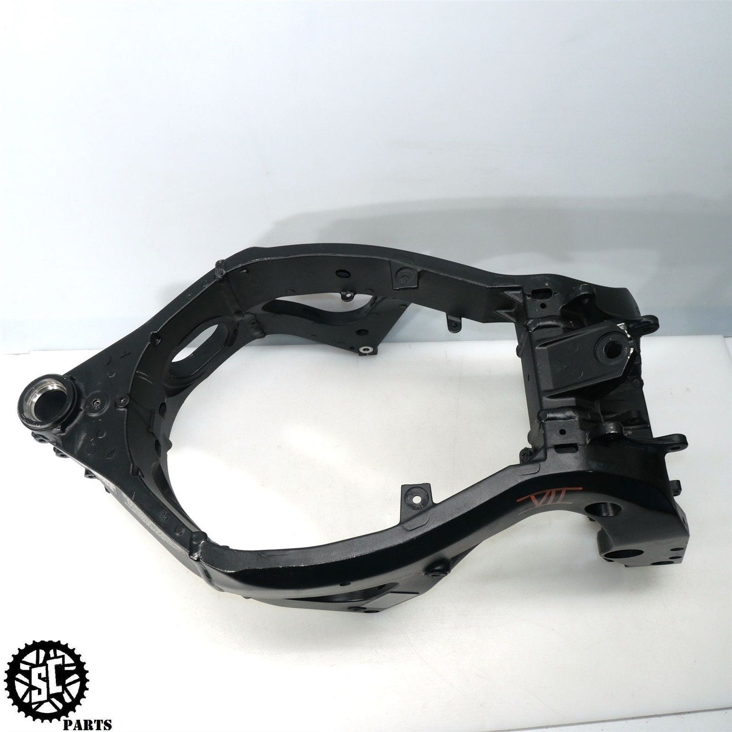 06 07 SUZUKI GSXR 600 MAIN FRAME CHASSIS *S* S70