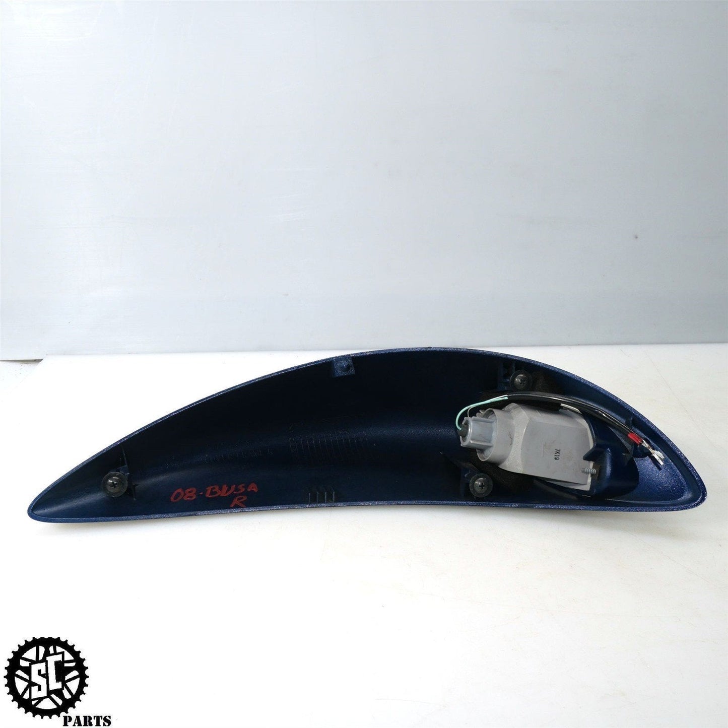 2008-2020 SUZUKI HAYABUSA REAR RIGHT TAIL FAIRING BLINKER S67