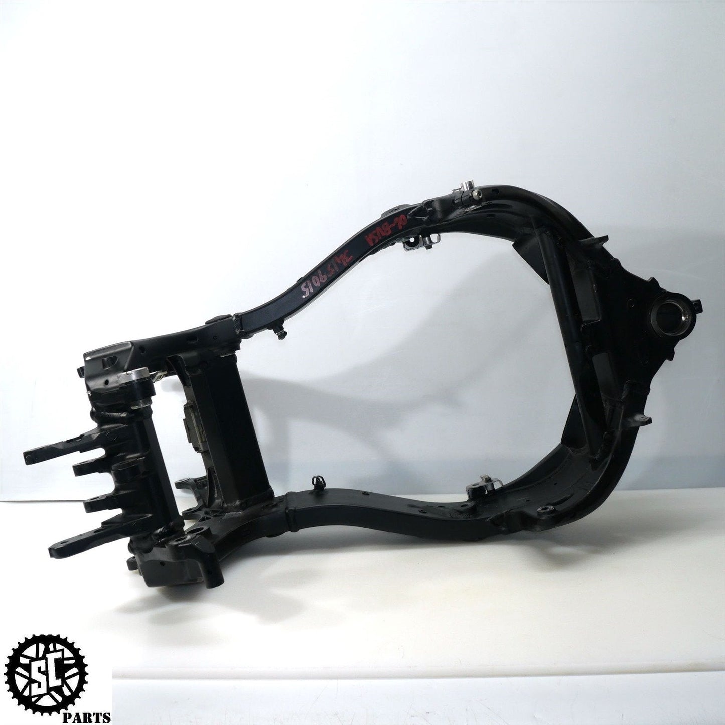 2001-2007 SUZUKI HAYABUSA MAIN FRAME CHASSIS *S* S27