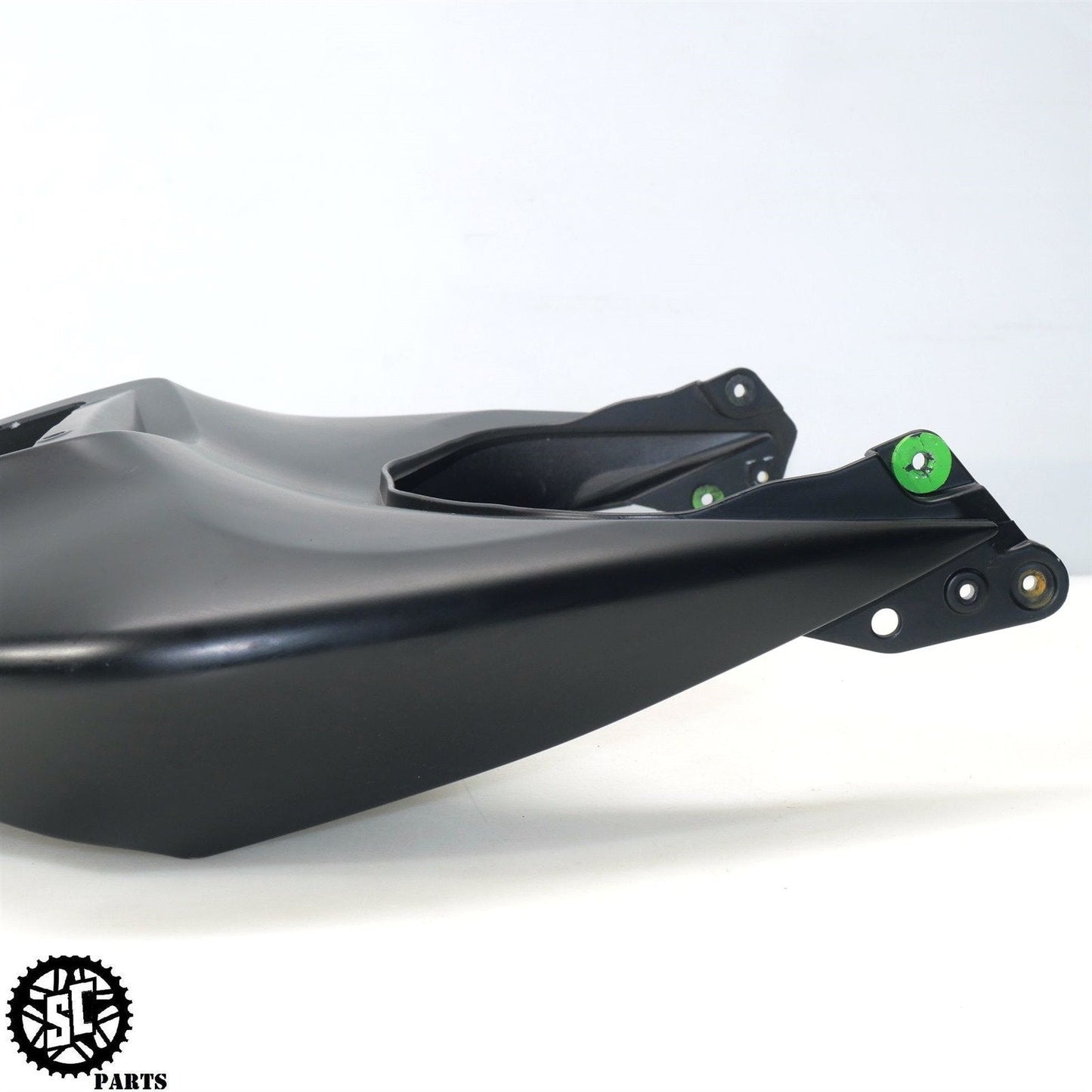 2007 2008 KAWASAKI NINJA ZX6R REAR TAIL FAIRING PLASTIC COWL K21