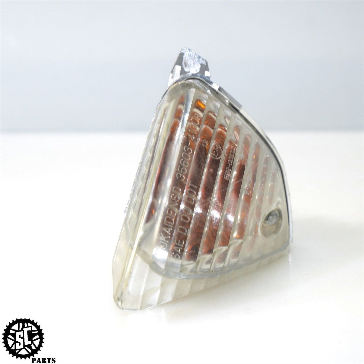 06 07 SUZUKI GSXR 600 REAR RIGHT TURN SIGNAL BLINKER LIGHT S03