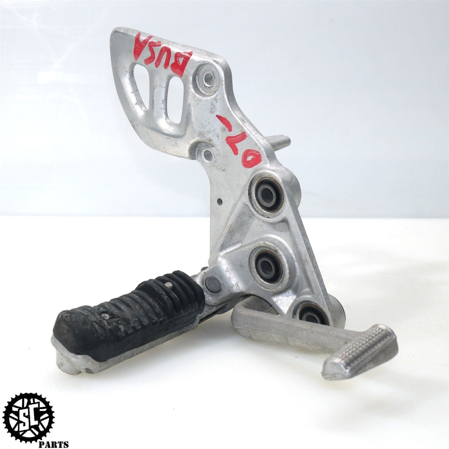 2001-2007 SUZUKI HAYABUSA FRONT RIGHT REARSET FOOT PEG BRAKE PEDAL S51
