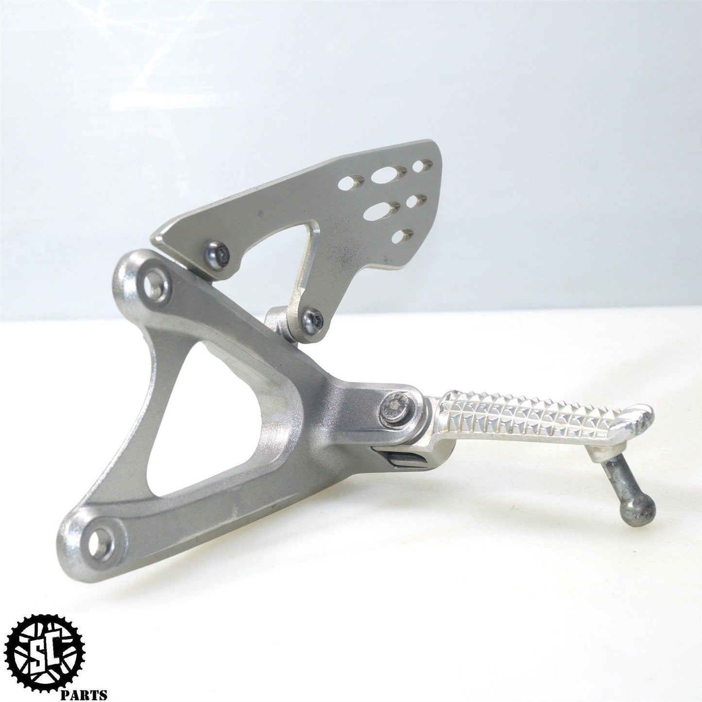 2009-2014 YAMAHA YZF R1 LEFT FRONT REARSET FOOT PEG Y25