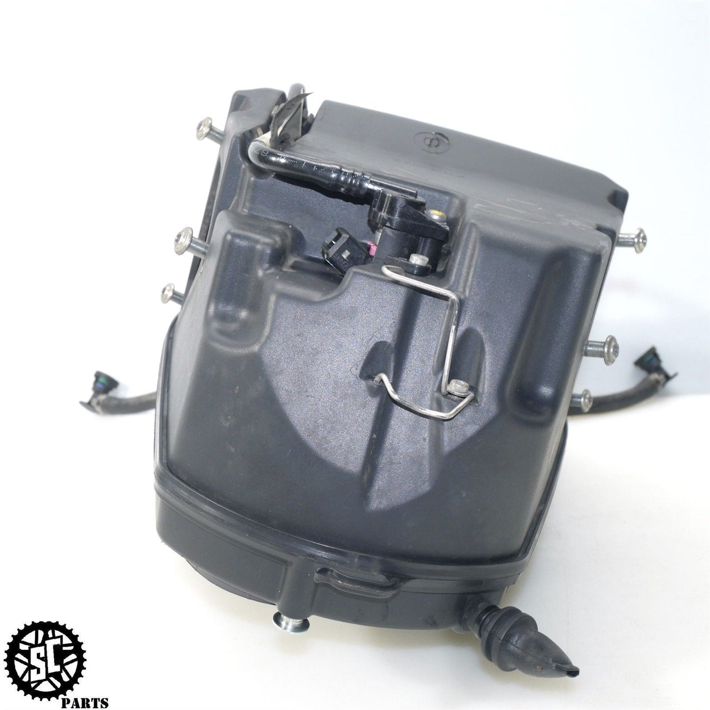 2007-2012 DUCATI 848 EVO AIR BOX FILTER HOUSING FUEL INJECTOR D34