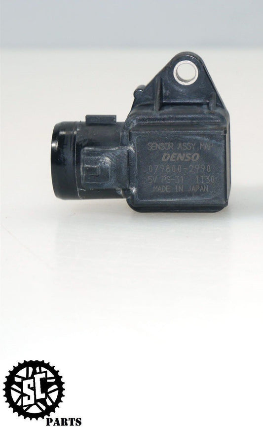 98 99 00 01 HONDA VFR800 MAP MASS SENSOR 079800-2990 33102-MBG-652 H30