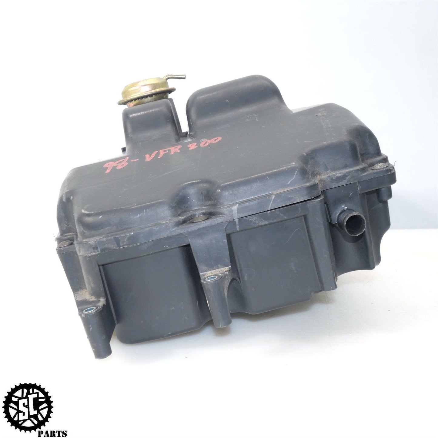 98 99 00 01 HONDA VFR800 AIR BOX INTAKE FILTER HOUSING H30