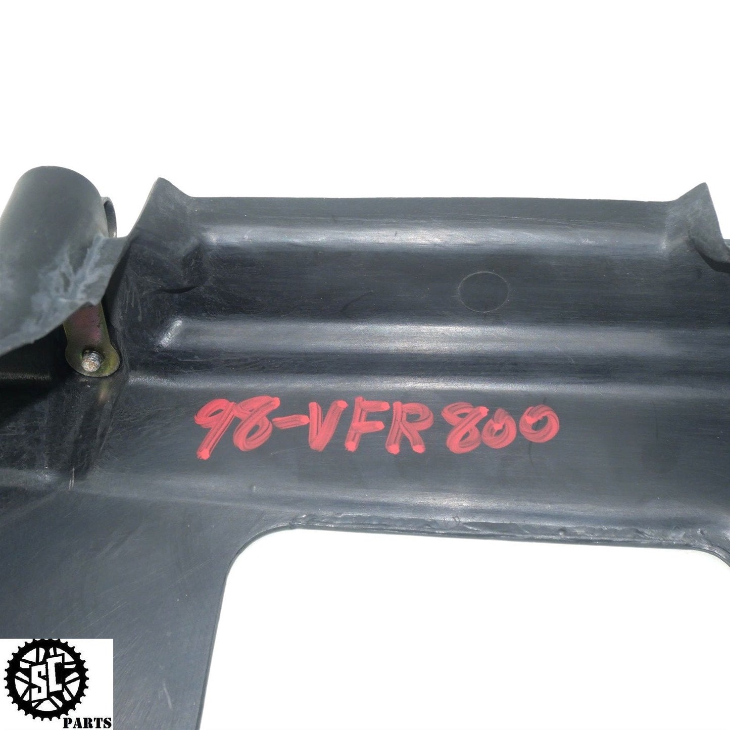 98 99 00 01 HONDA VFR800 CHAIN GUARD H30