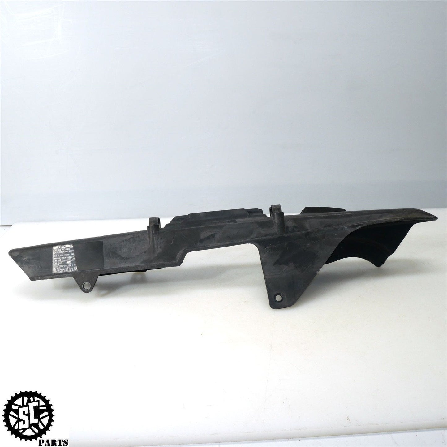 98 99 00 01 HONDA VFR800 CHAIN GUARD H30