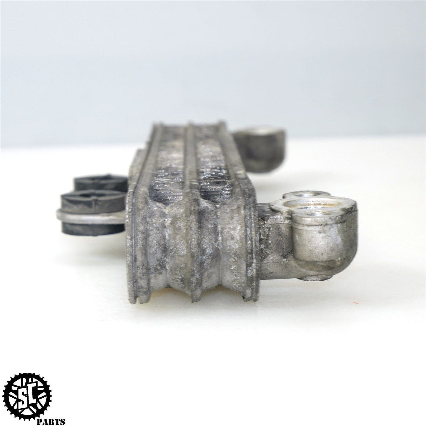 98 99 00 01 HONDA VFR800 ENGINE OIL COOLER 15600-MBG-000 H30