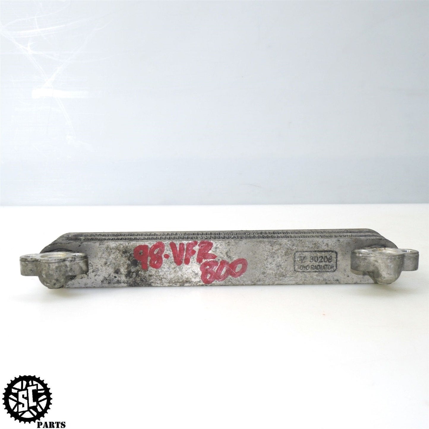 98 99 00 01 HONDA VFR800 ENGINE OIL COOLER 15600-MBG-000 H30