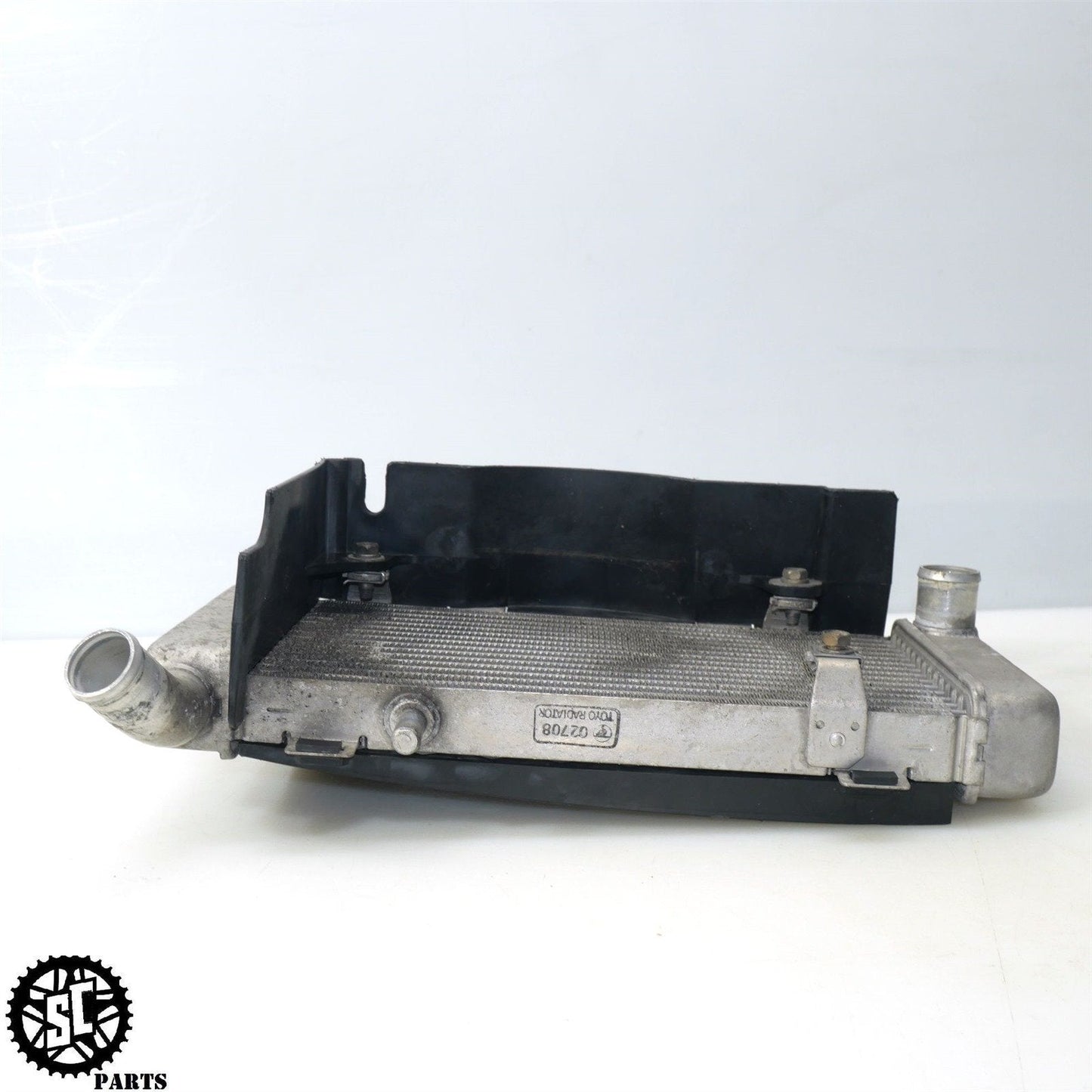 98 99 00 01 HONDA VFR800 LEFT RADIATOR NO LEAKS H30