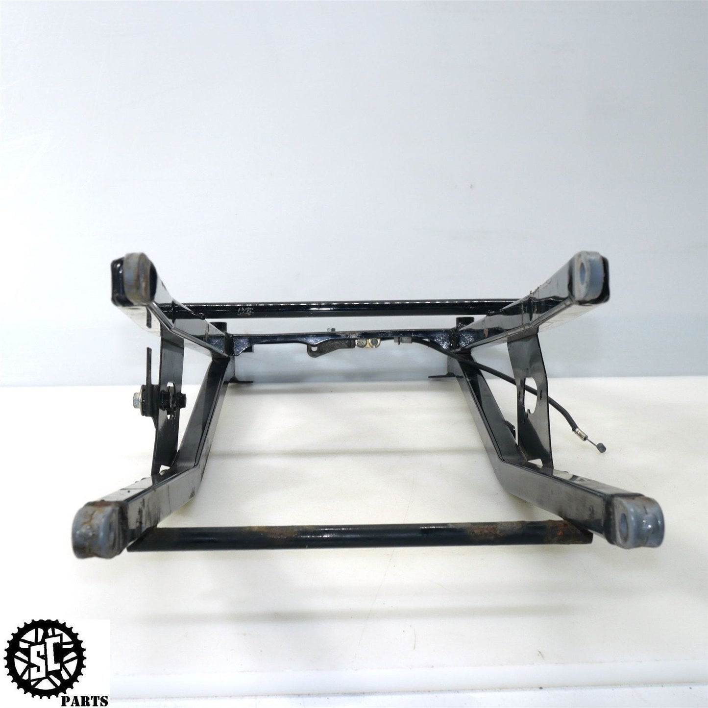 98 99 00 01 HONDA VFR800 REAR SUBFRAME STRAIGHT H30