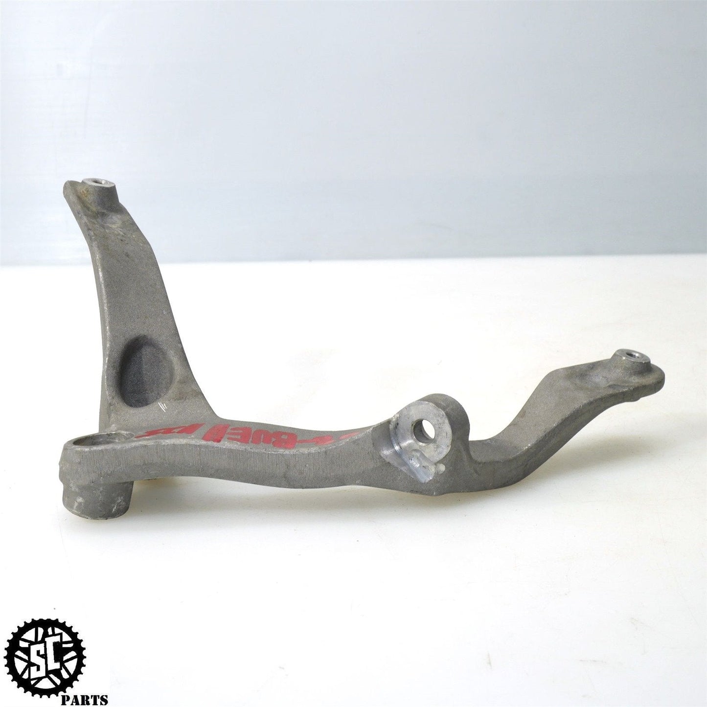 2008-2010 BUELL 1125R LEFT ENGINE MOTOR MOUNT BRACKET HB13