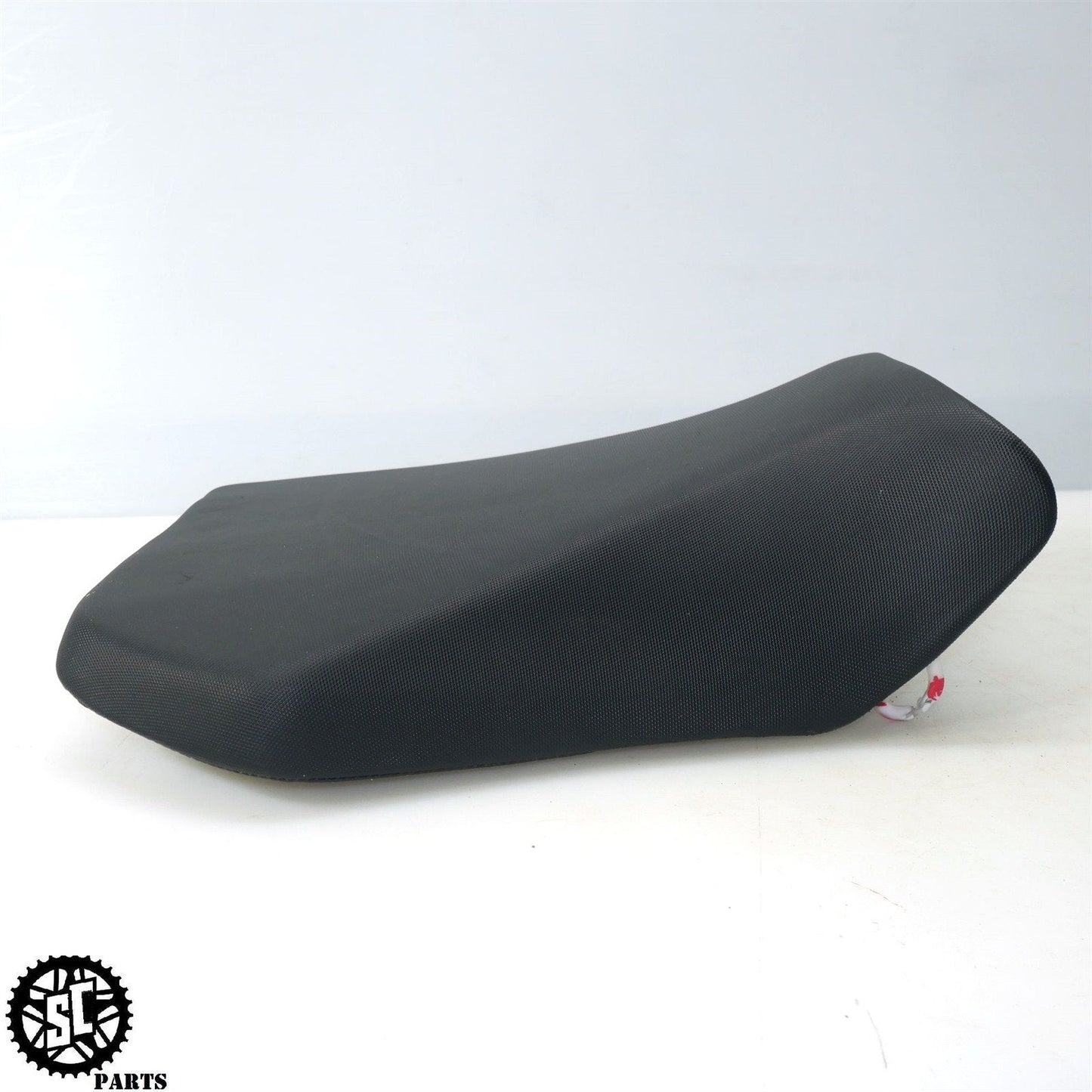 11-23 SUZUKI GSXR 600 750 FRONT SEAT S61