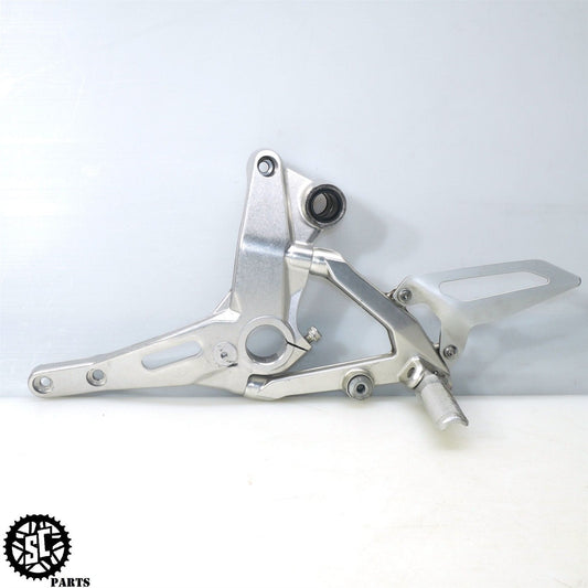 20-23 2021 DUCATI PANIGALE V2 LEFT REARSET FRONT FOOT PEG BRACKET D35