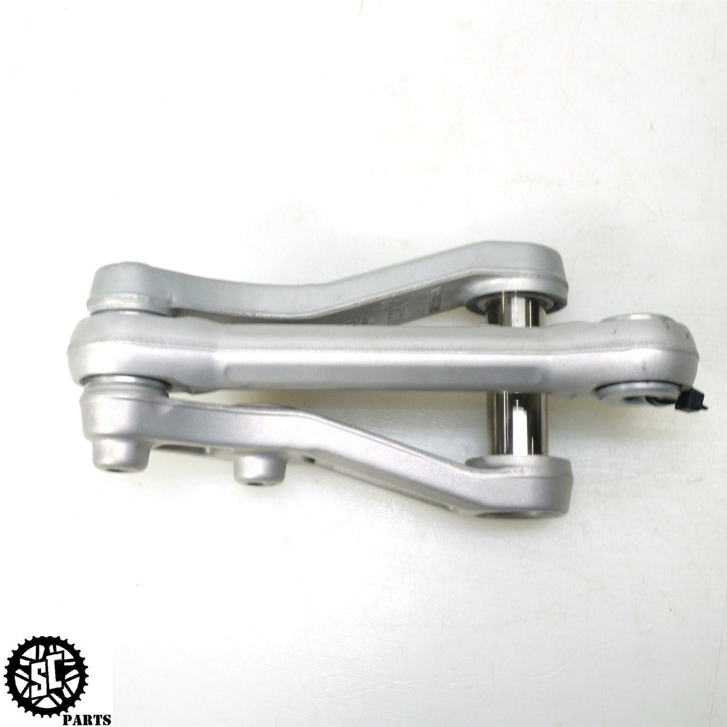 20-23 2021 DUCATI PANIGALE V2 REAR SHOCK SUSPENSION LINKAGE 87521941AA D35