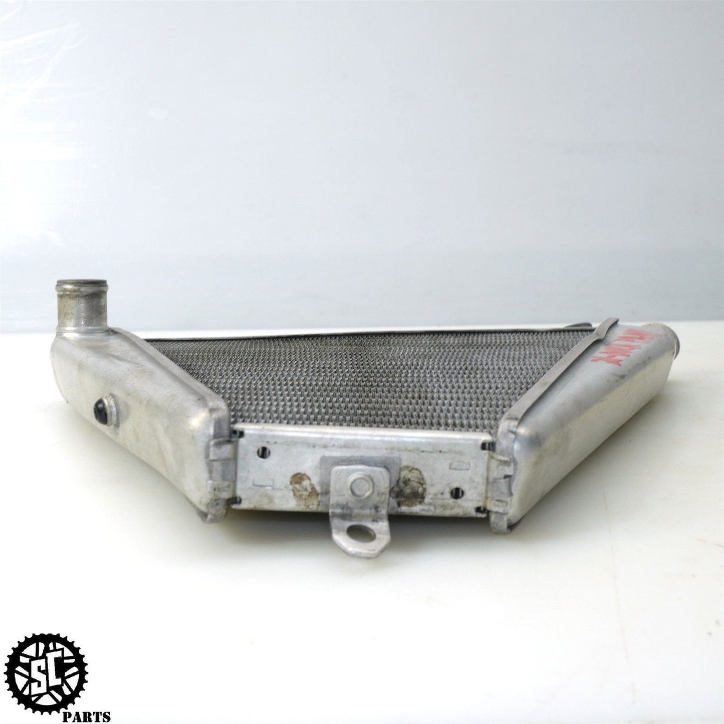 20-23 2021 DUCATI PANIGALE V2 LOWER RADIATOR OEM 54841211a D35