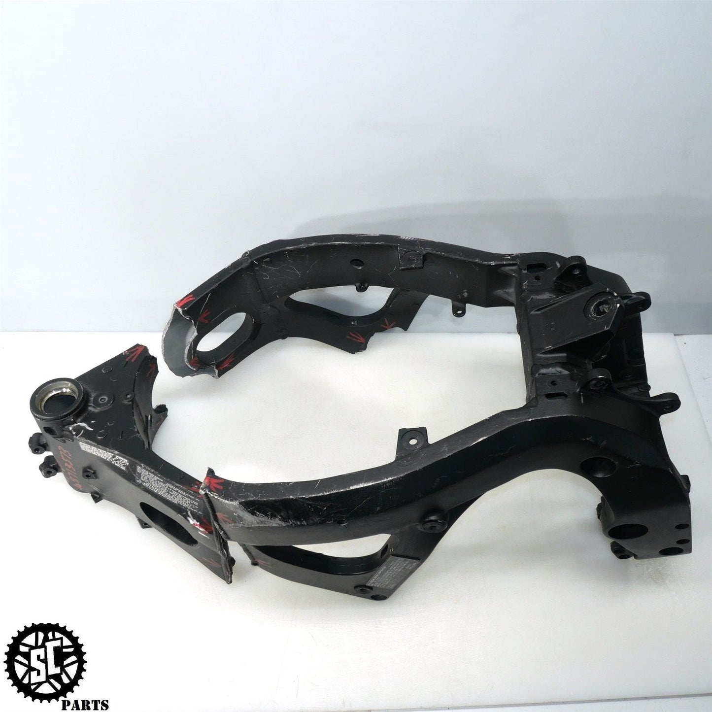 06 07 SUZUKI GSXR 600 FRAME CHASSIS *S* S21