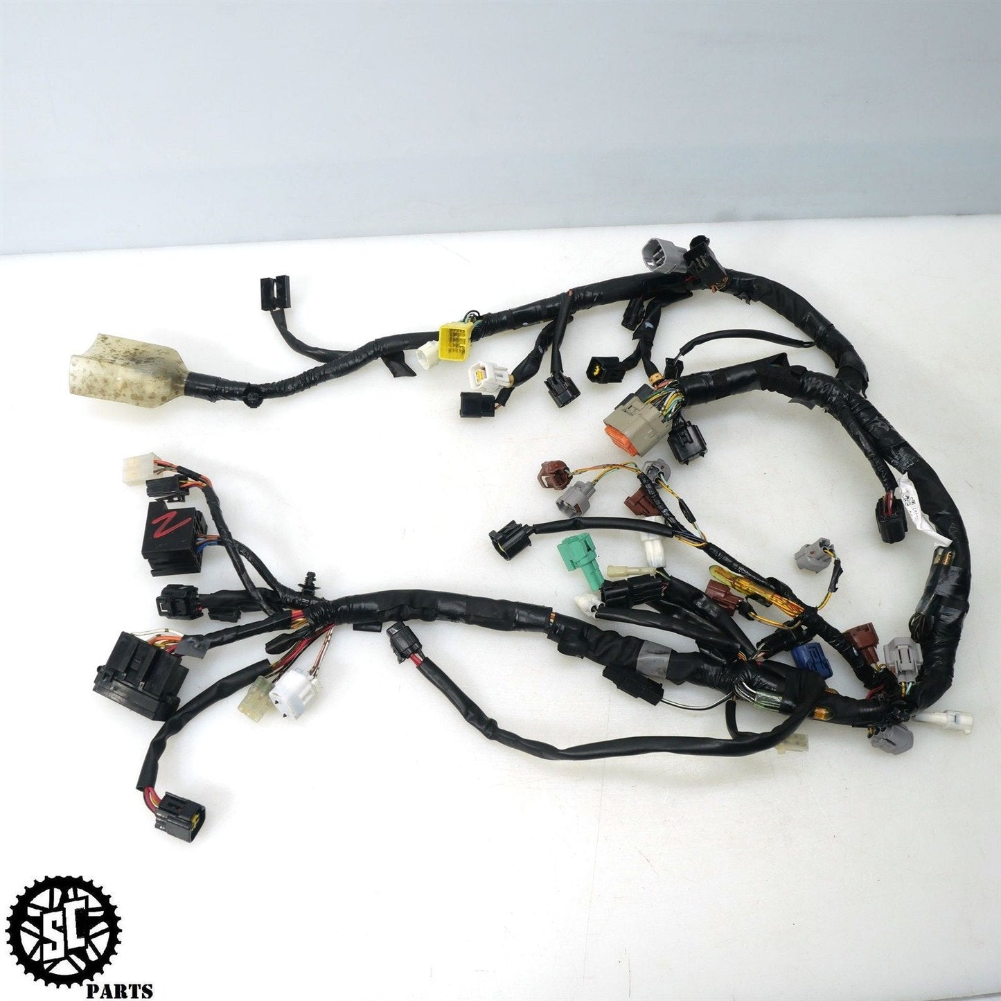 11-23 SUZUKI GSXR 600 MAIN WIRING HARNESS NO CUTS 36610-14J10 S53