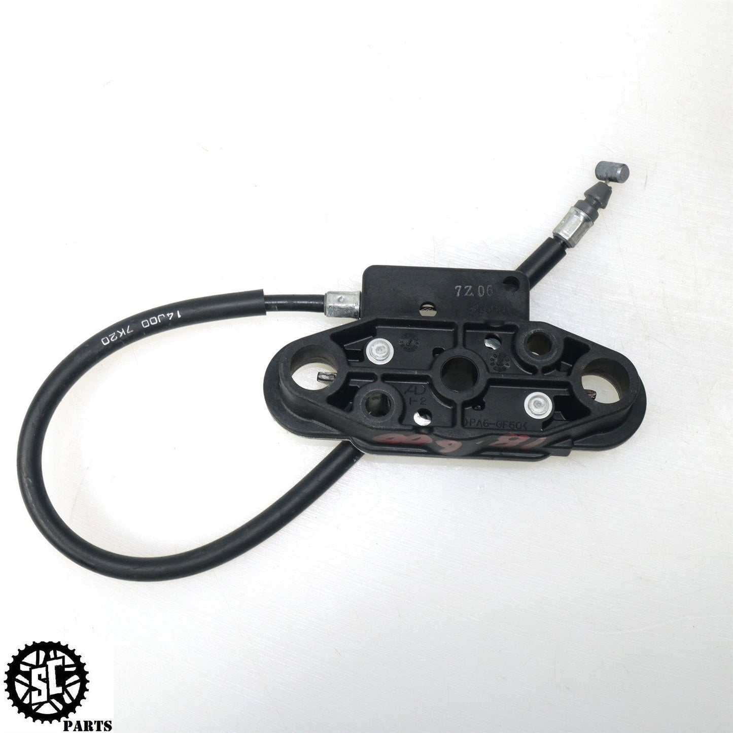 11-23 SUZUKI GSXR 600 SEAT LATCH CABLE S64