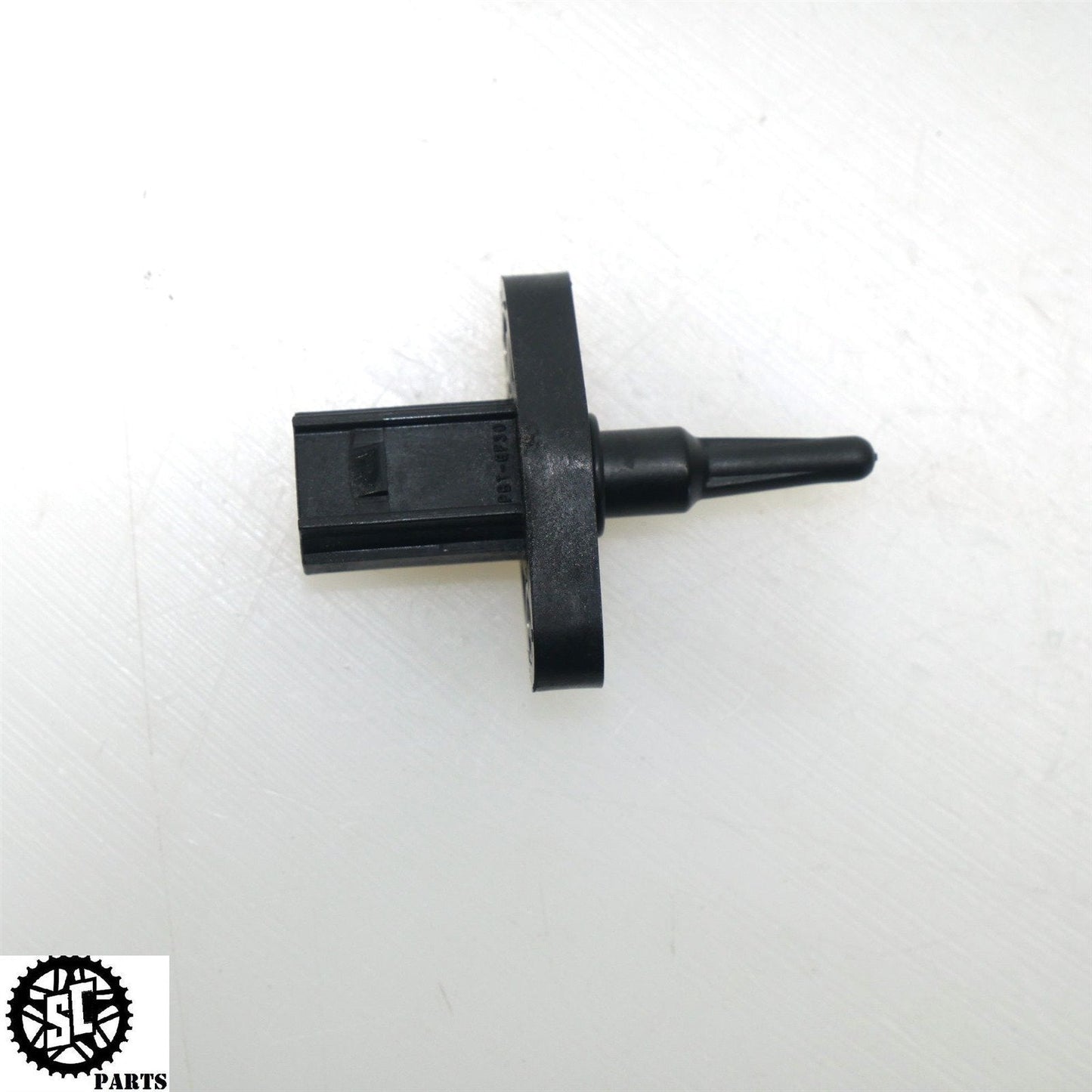 17-23 2021 HONDA CBR1000RR AIR TEMPERATURE SENSOR 37880-KWW-C01 H47