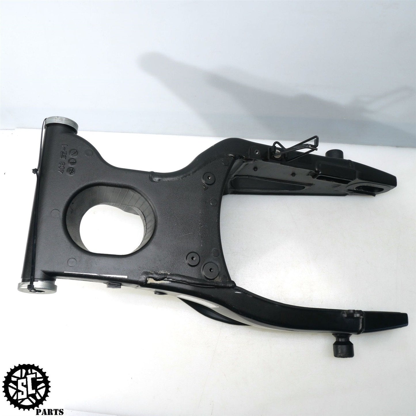 07-08 YAMAHA YZF R1 SWINGARM Y47