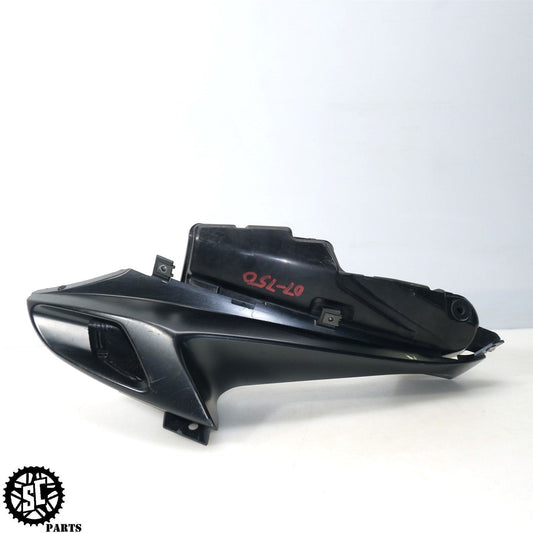 06 07 SUZUKI GSXR 600 750 RIGHT RAM AIR DUCT TUBE COVER FAIRING S21